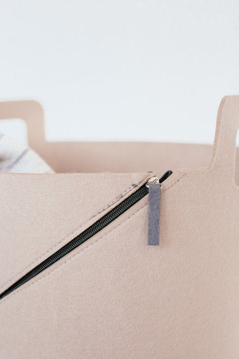 Zip Me Off Storage Bin