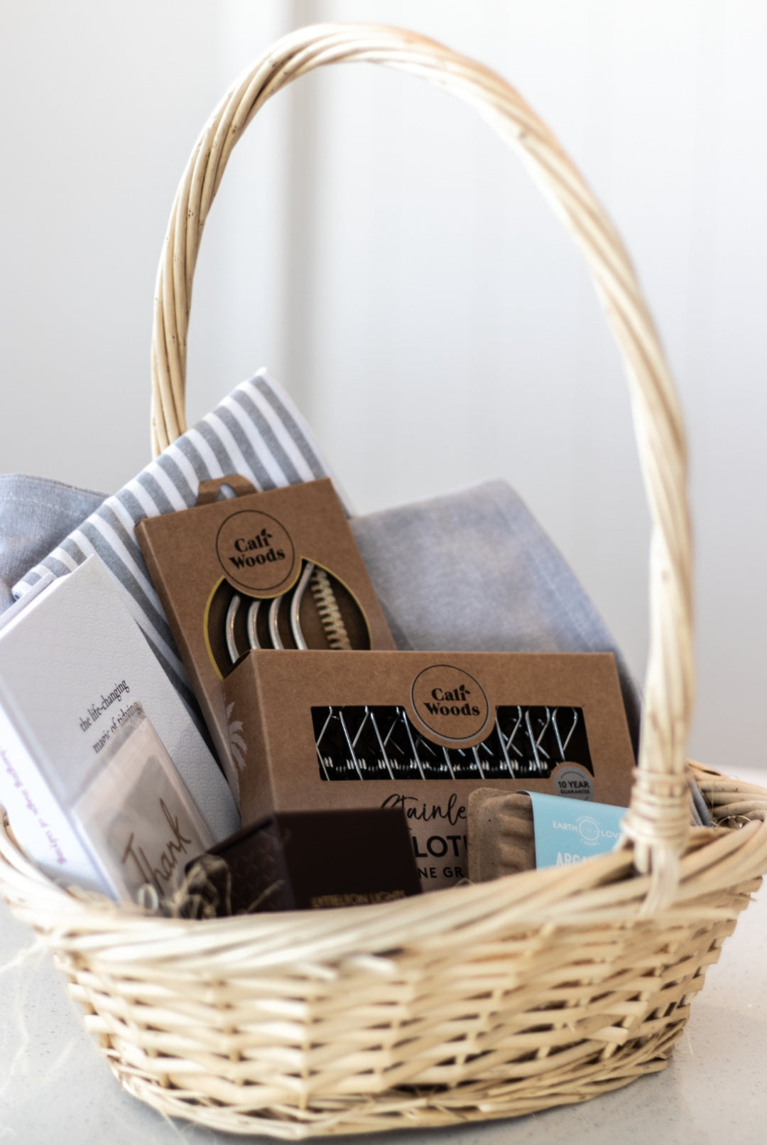 Home Sweet Home - Deluxe Gift Basket
