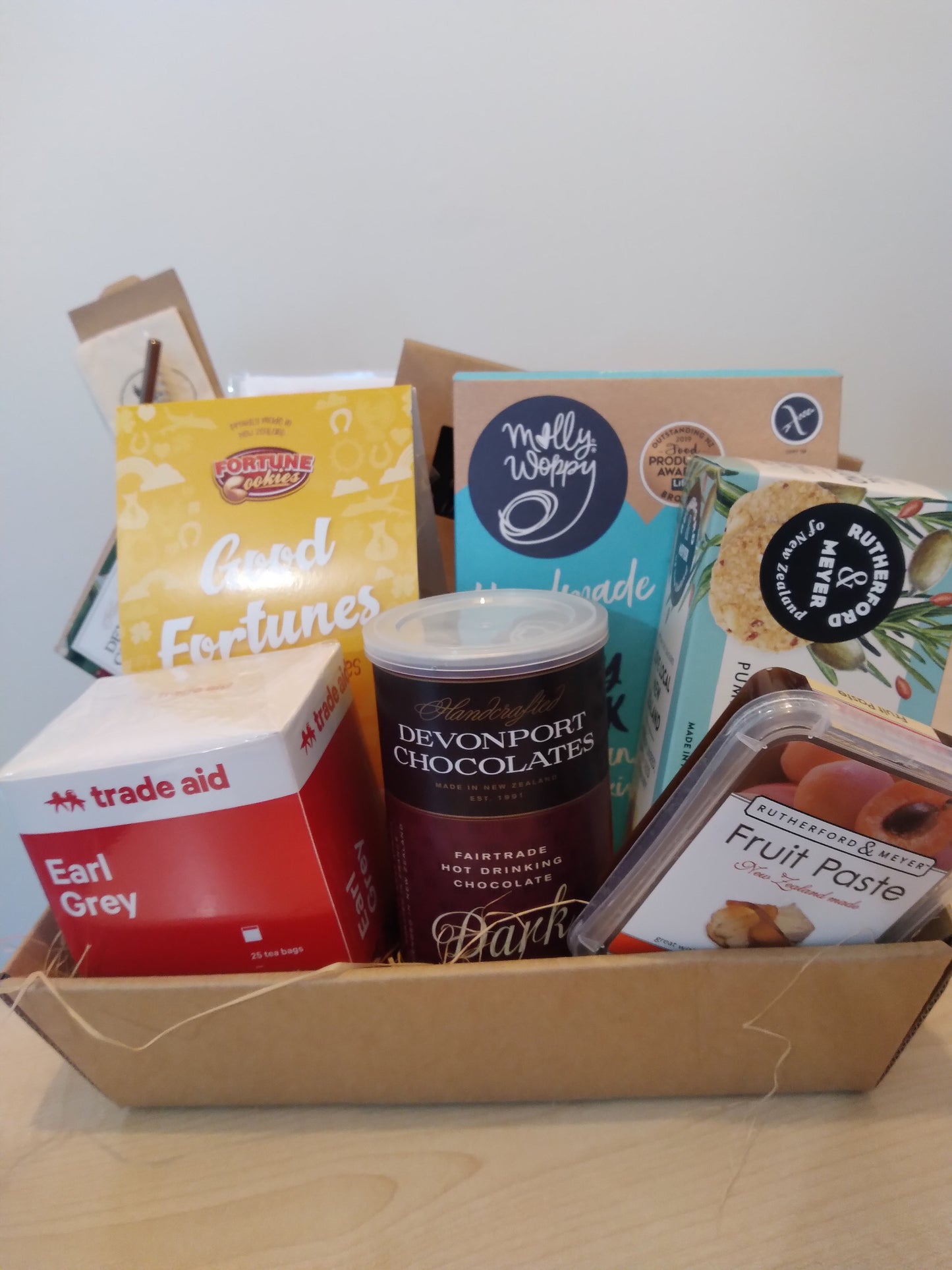 Foodie Favourites Deluxe Gift Basket
