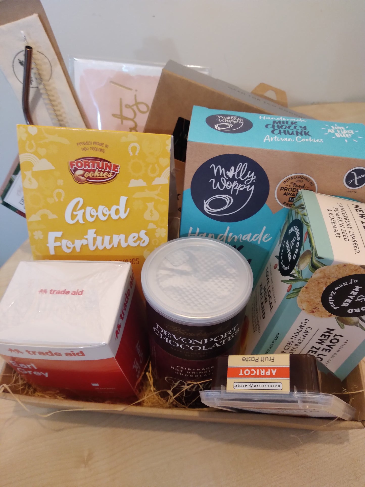 Foodie Favourites Deluxe Gift Basket